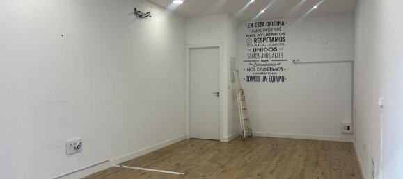 40m² Commercial property in Jaen, Spain No. 135484 10