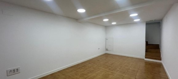 40m² Commercial property in Jaen, Spain No. 135484 12