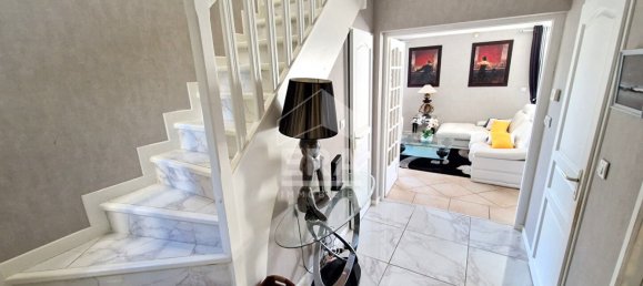 7 rooms House in Cormeilles-en-Parisis, France No. 328476 5