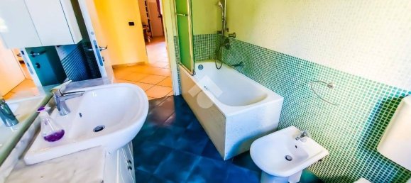 2 Schlafzimmer Wohnung in Colorno, Italy, Nr. 301304 10