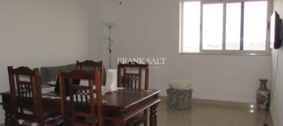 1 bedroom Apartment in Gzira, Malta No. 3931 3