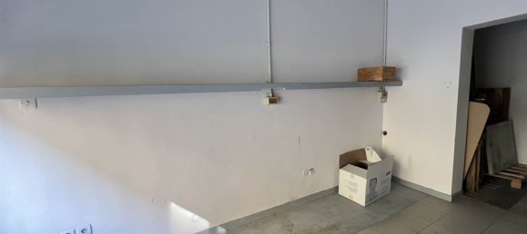 1 room Commercial property in Florence, Italy No. 66548 11