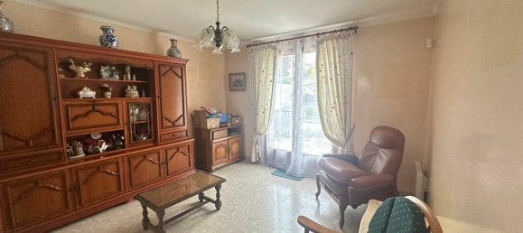 6 Schlafzimmer Haus in Bornel, France, Nr. 300584 4