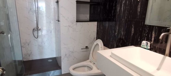 2 bedrooms Condo in Khlong Toei, Thailand No. 9344 6