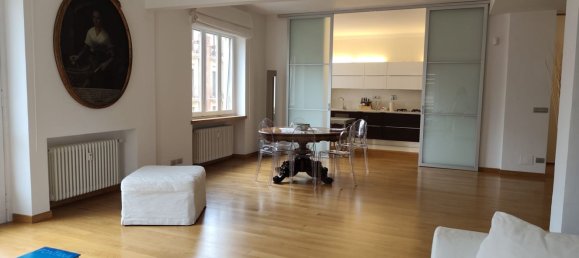 4غرفة شقة في Turin, Italy رقم 190475 32