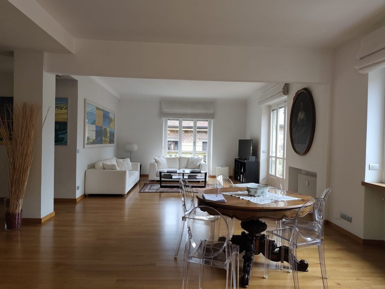 4غرفة شقة في Turin, Italy رقم 190475