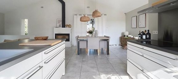 3 bedrooms Villa in Gard, France No. 279157 16