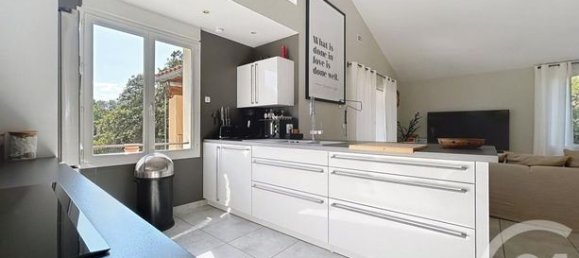 3 bedrooms Villa in Gard, France No. 279157 15