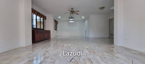 4 bedrooms Cafe / restaurant in Pattaya, Thailand No. 14705 2