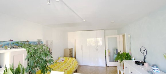 Studio in Munich, Germany No. 210265 3