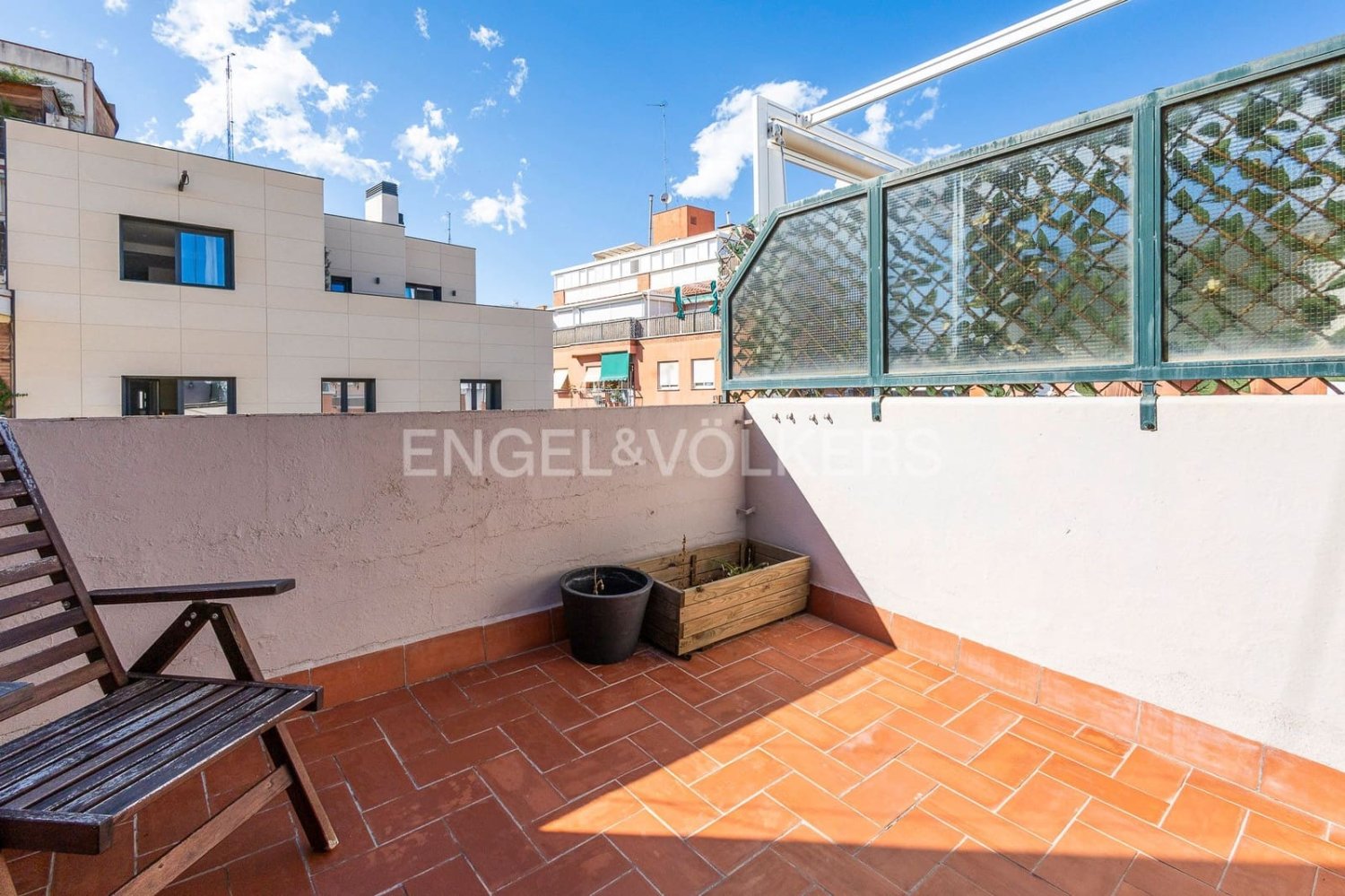 2 bedrooms Penthouse in Horta-Guinardo, Spain No. 255307