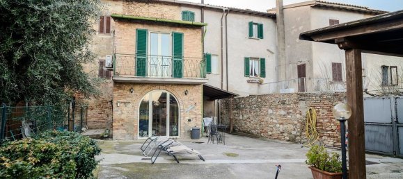 6 rooms House in Marsciano, Italy No. 126833 2