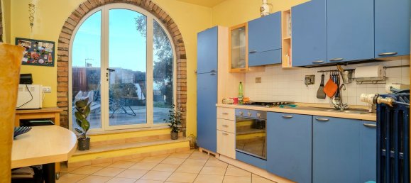 6 rooms House in Marsciano, Italy No. 126833 14