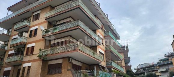 Квартира с 4 спальнями в Рим, Италия № 200728 13