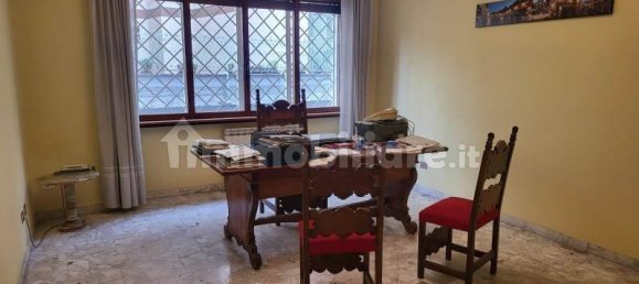 Квартира с 4 спальнями в Рим, Италия № 200728 8