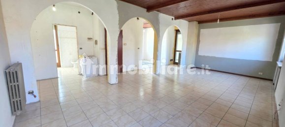 2 bedrooms Apartment in Moncalieri, Italy No. 307294 2