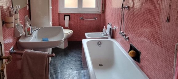 6 rooms Apartment in Rapallo, Italy No. 130241 7