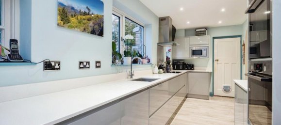 4 bedrooms House in Tunbridge Wells, United Kingdom No. 10416 3