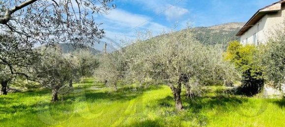 Casa de 8 divisões em Roccasecca, Italy N.º 155254 10