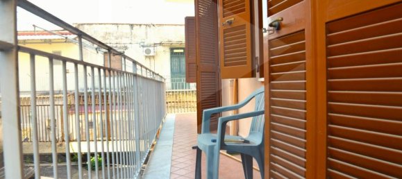 11 rooms Apartment in Arzano, Italy No. 18529 13