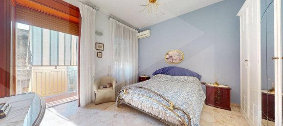 11 rooms Apartment in Arzano, Italy No. 18529 26