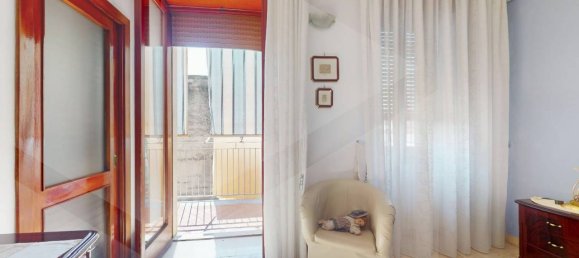 11 rooms Apartment in Arzano, Italy No. 18529 27