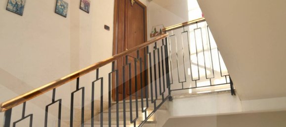 11 rooms Apartment in Arzano, Italy No. 18529 16