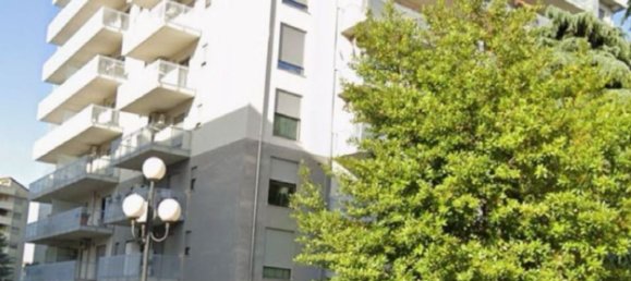 4 rooms Apartment in Rende, Italy No. 303602 3