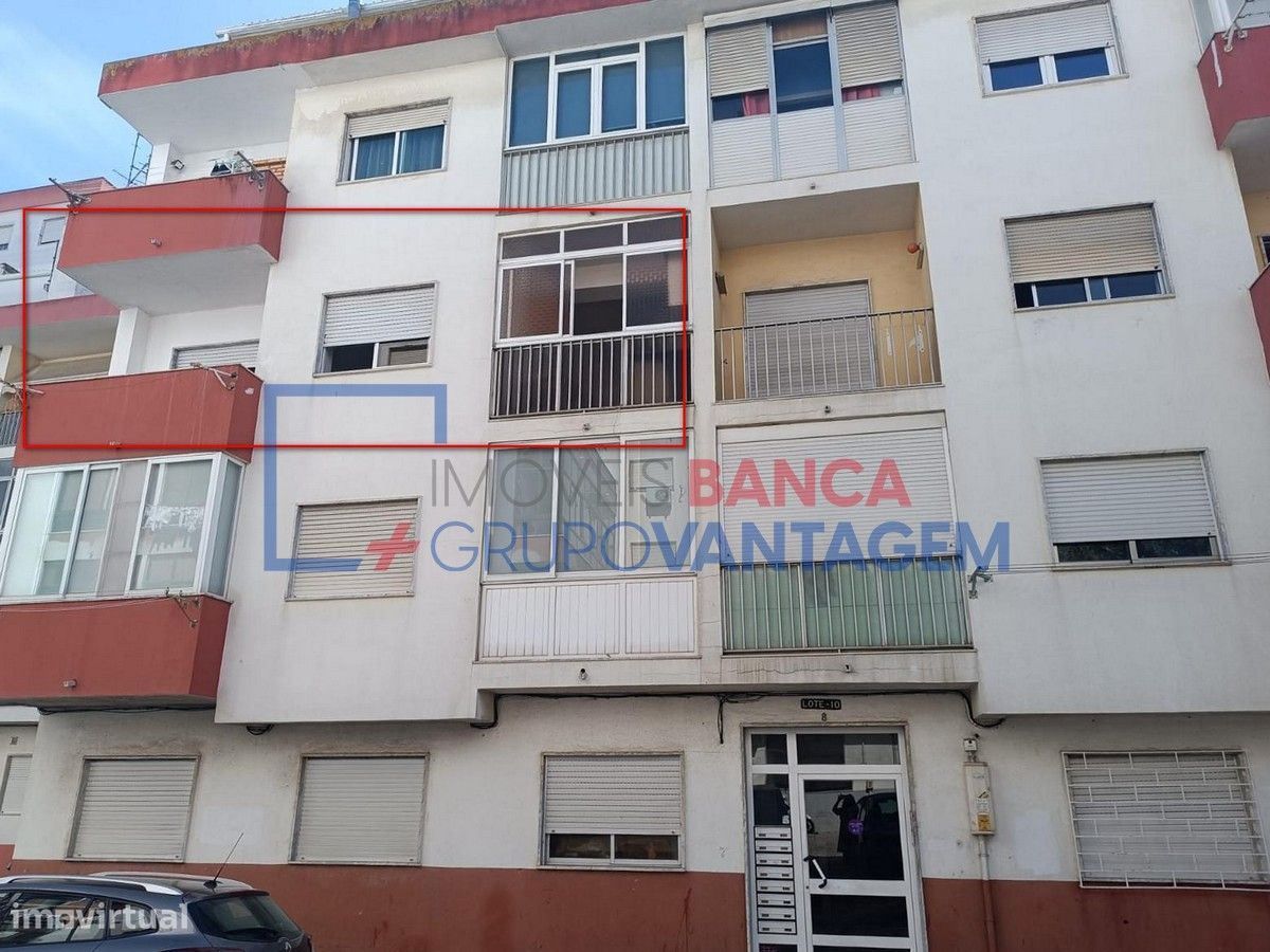 Apartamento de 3 dormitorios en Seixal, Portugal No. 69461