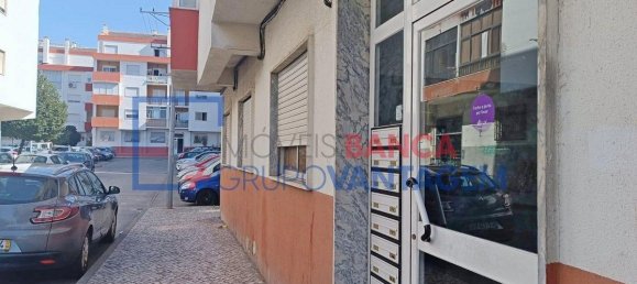 Apartamento de 3 dormitorios en Seixal, Portugal No. 69461 9