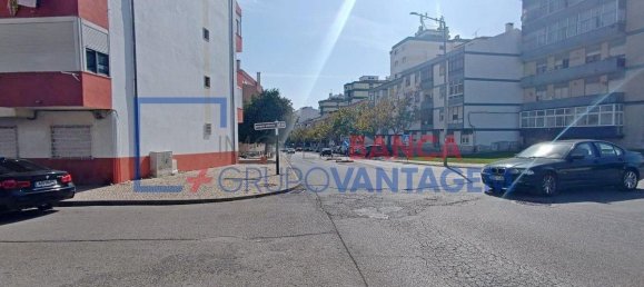 Apartamento de 3 dormitorios en Seixal, Portugal No. 69461 6