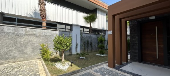 Villa 4+1 in Turkler, Turkey No. 17609 3