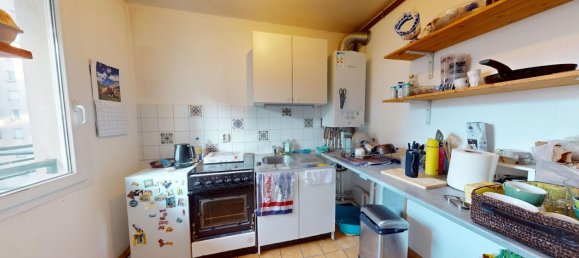 Studio in Pantin, France No. 165681 11