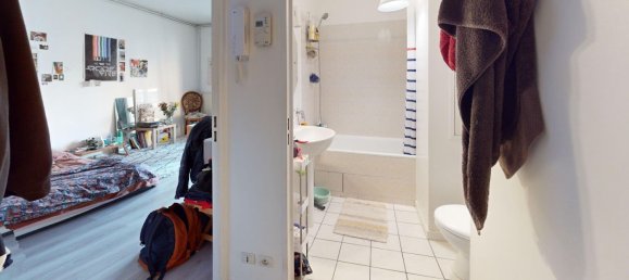 Studio in Pantin, France No. 165681 12