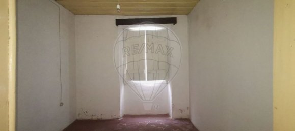 3 bedrooms House in Abrantes, Portugal No. 185508 4