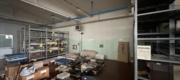 400m² Warehouse in Calderara di Reno, Italy No. 71365 12