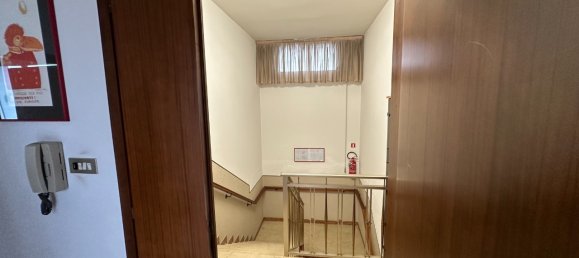 400m² Warehouse in Calderara di Reno, Italy No. 71365 11