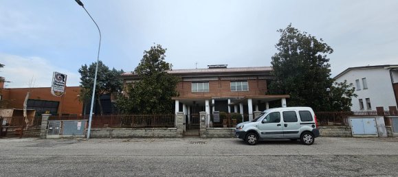 400m² Warehouse in Calderara di Reno, Italy No. 71365 14