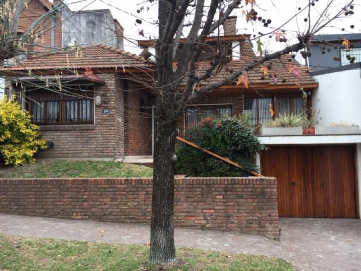 2 bedrooms House in San Fernando, Argentina No. 101652