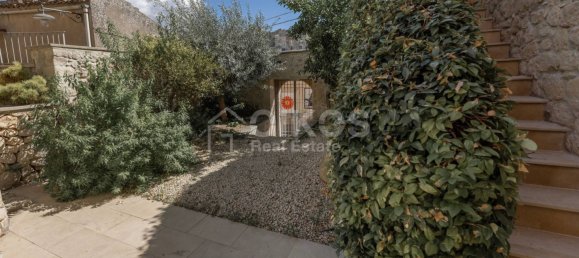 8 rooms Villa in Palazzolo Acreide, Italy No. 107961 4