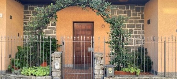 8-Zimmer Haus in San Fermo della Battaglia, Italy, Nr. 12174 4