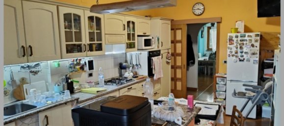 5 bedrooms Apartment in Maltignano, Italy No. 380264 25