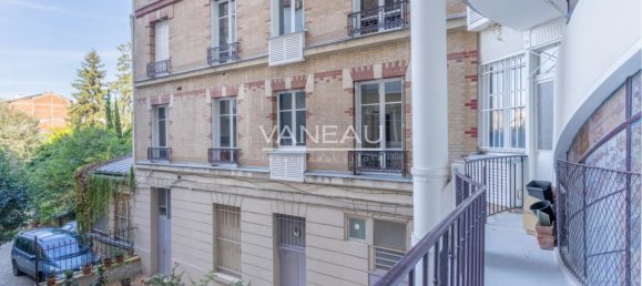 4 chambres Appartement à Paris, France No. 178678 8