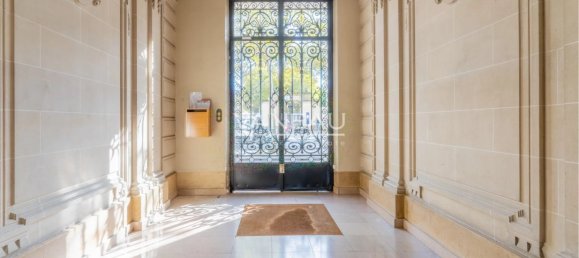 4 chambres Appartement à Paris, France No. 178678 11