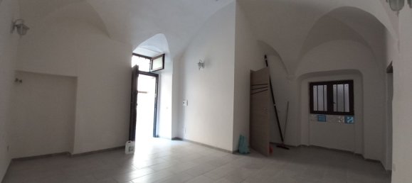 3 rooms Apartment in Mondragone, Italy No. 146654 2