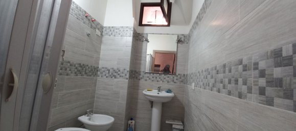 3 rooms Apartment in Mondragone, Italy No. 146654 8