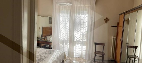 3 bedrooms Apartment in Bari, Italy No. 33829 21