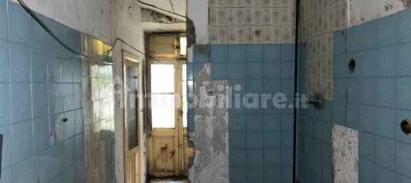 2 Schlafzimmer Wohnung in Artena, Italy, Nr. 272643 10