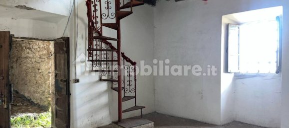 2 Schlafzimmer Wohnung in Artena, Italy, Nr. 272643 3