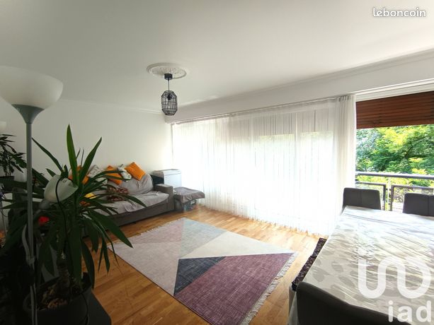 3 Schlafzimmer Wohnung in Sarcelles, France, Nr. 301729